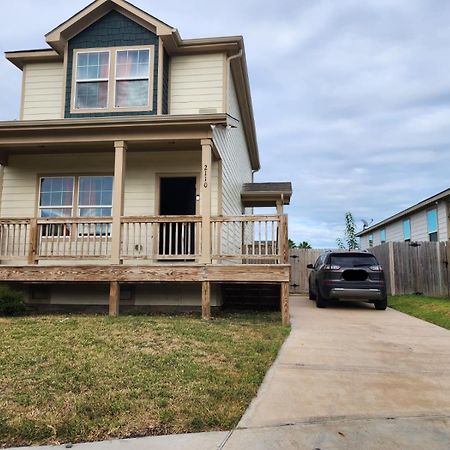 Spacious Villa Close To The Beach, 10 Sleeps Galveston Dış mekan fotoğraf