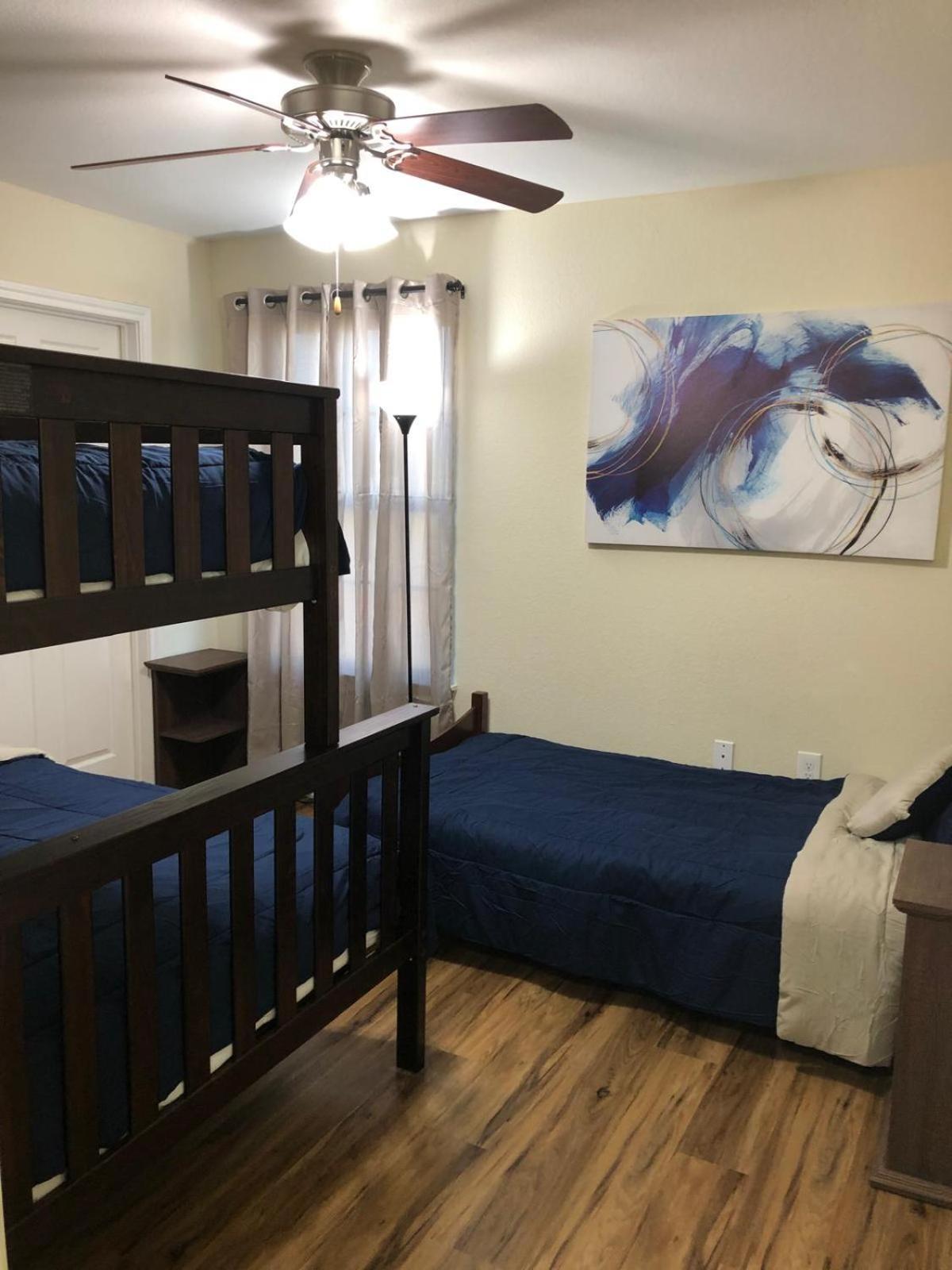 Spacious Villa Close To The Beach, 10 Sleeps Galveston Dış mekan fotoğraf