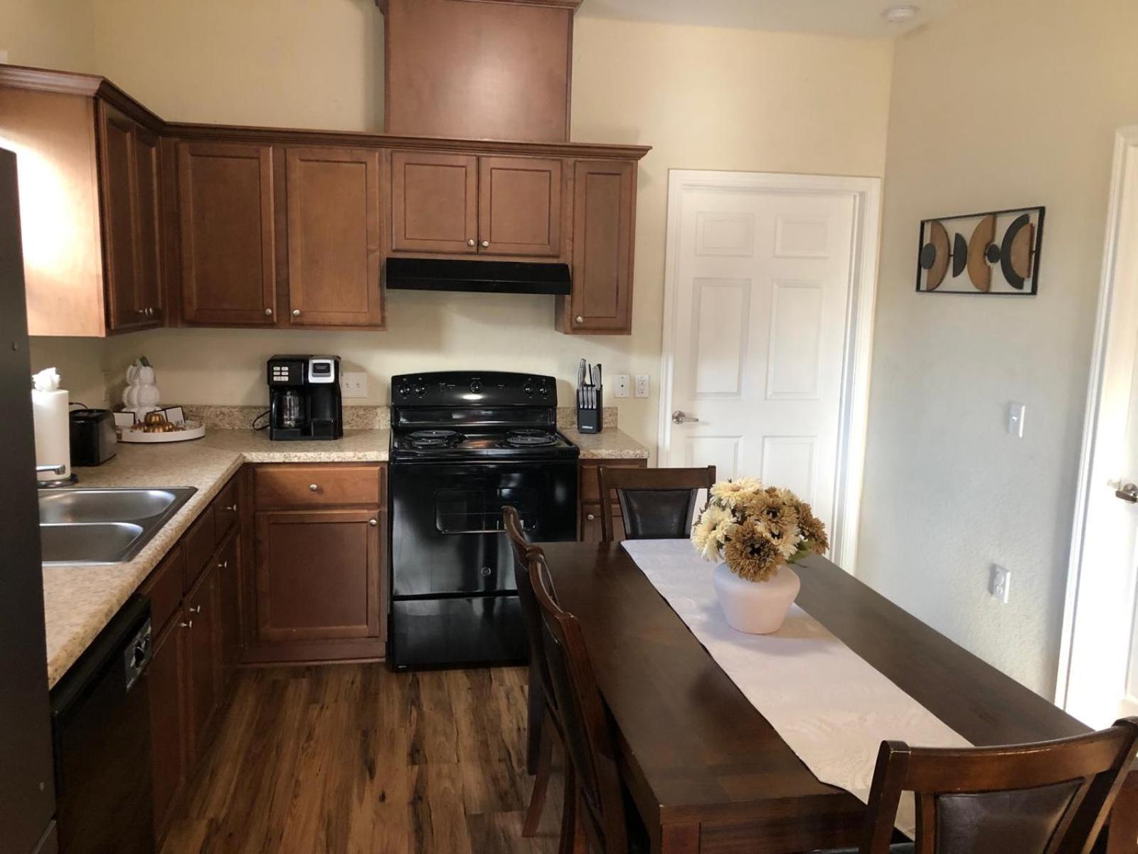 Spacious Villa Close To The Beach, 10 Sleeps Galveston Dış mekan fotoğraf